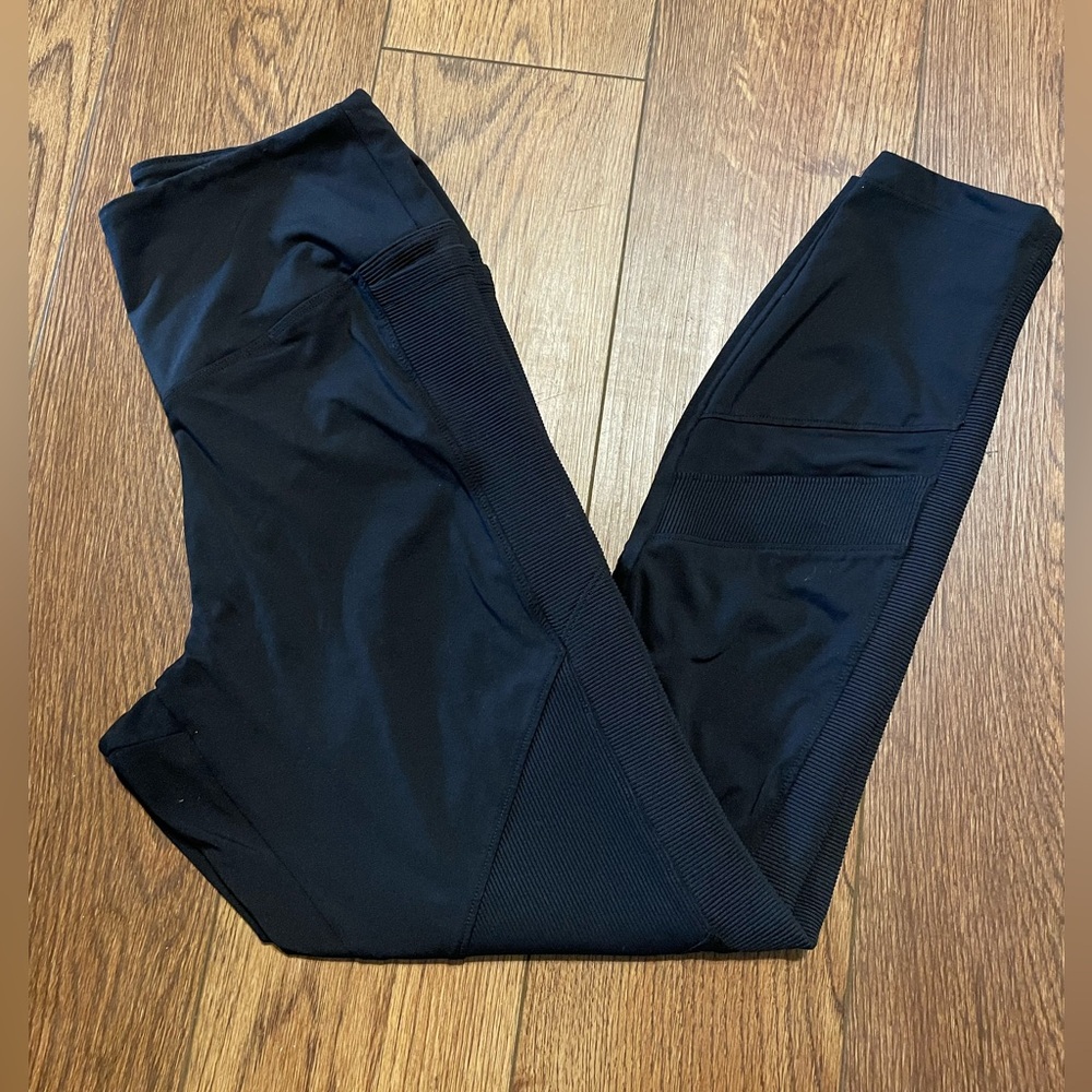 PINK Victoria's Secret Black Compression Ankle Length Leggings Mesh Calf Detail